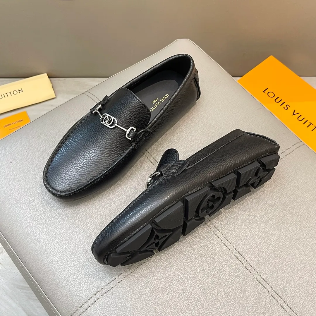 Factory price: 460💰LV men's beanie shoes 2025 official website synchronized <market top version> cowhide grain ➕ black cow lining original packaging. Size 38-45